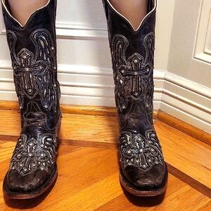 Seven stars cowboy boots